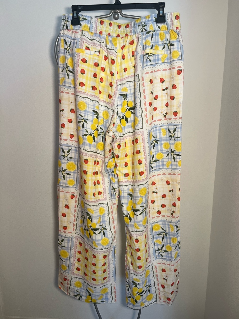 Linen Blend Strawberry & Lemon Print Pants - Picture 2 of 13